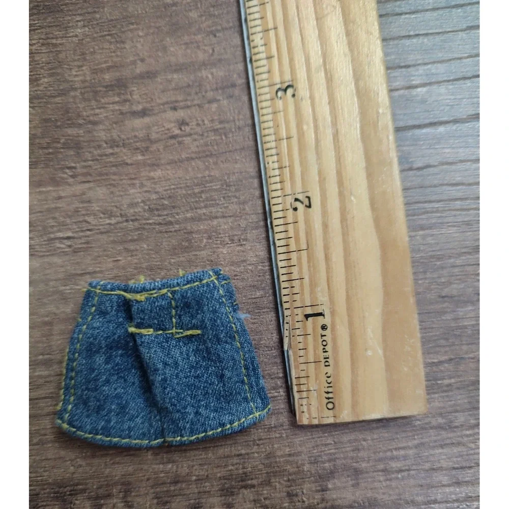 BRATZ DOLL XPRESS IT 2002 YASMIN Denim Skirt ONLY REPLACEMENT Z30